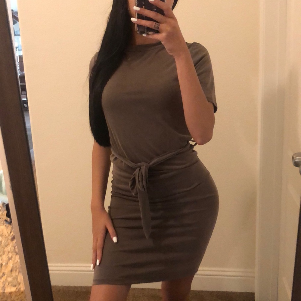 Mocha Tie dress